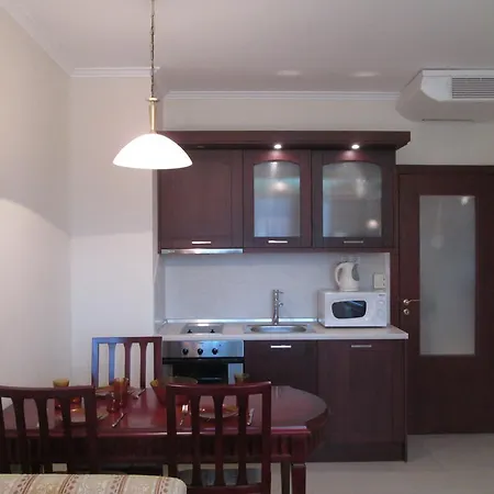 Downtown Alexander Services Apartman